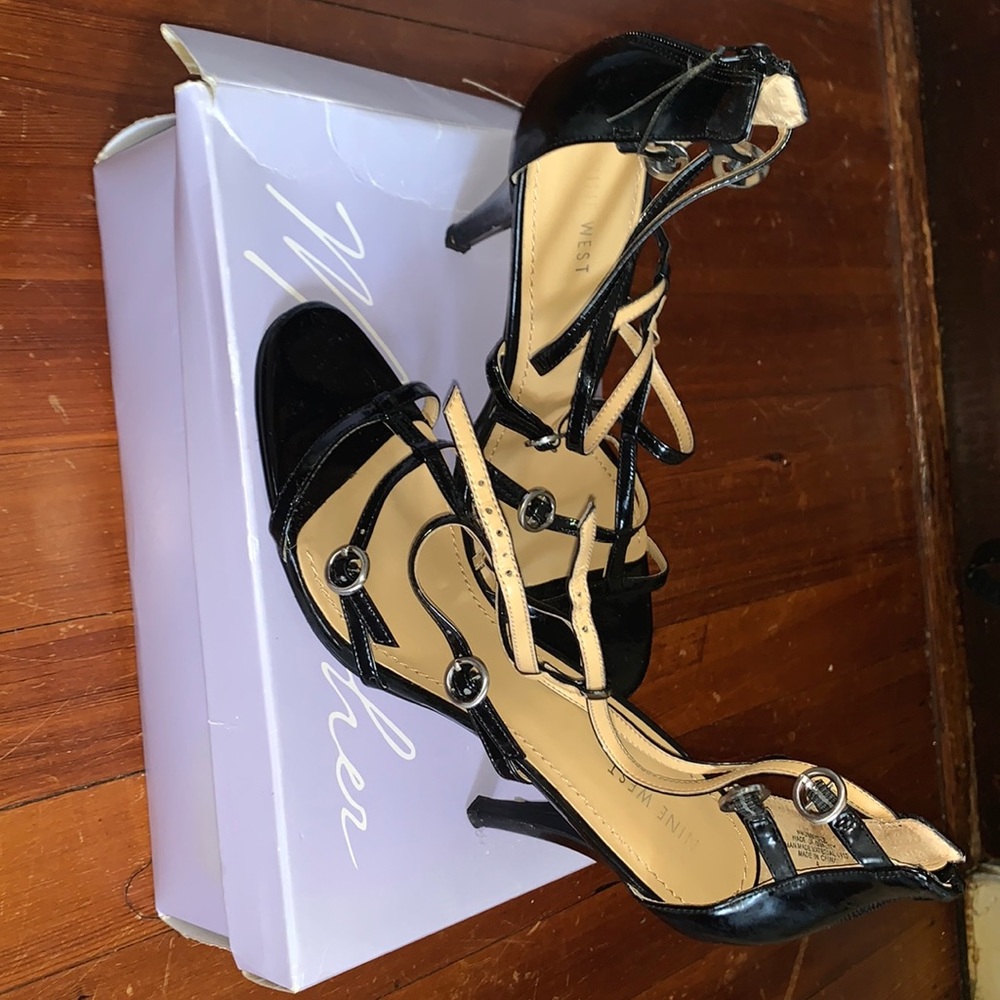 Black patent leather strappy heel